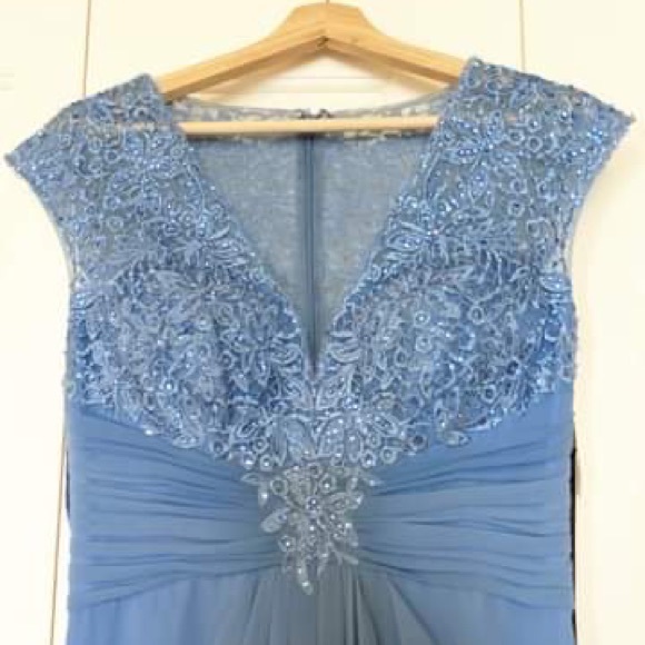 New with Tags - Evening dress - Picture 4 of 4